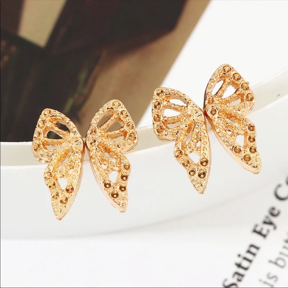 🆕 4 Pc Butterfly Stud Earring Set - Picture 2 of 4